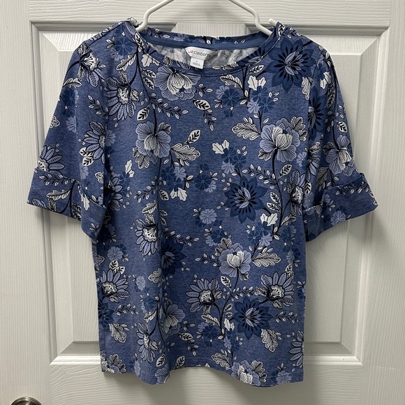 Liz Claiborne Tops - Liz Claiborne Blue Floral Shirt Cuffed Sleeves Read Description